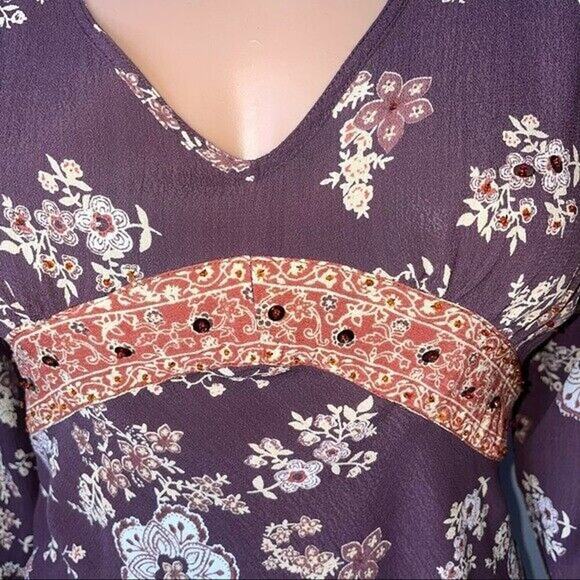 Quizz Bazaar flowy floral boho burgundy top SZ L lace detailing - Picture 5 of 10